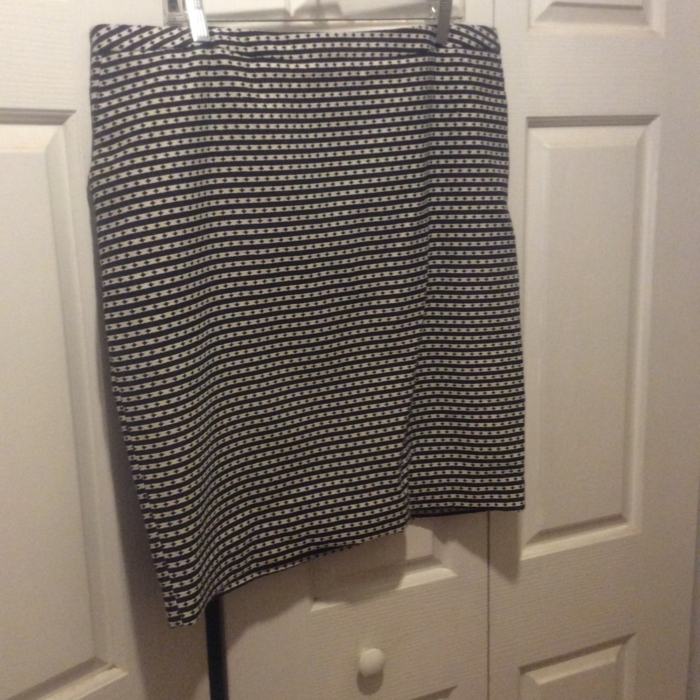 🍀Size 18 skirt. EUC